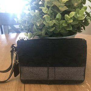 Signature Coach Wristlet